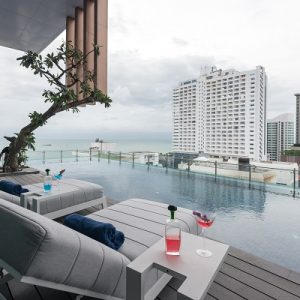 11-Swimming-Pool2